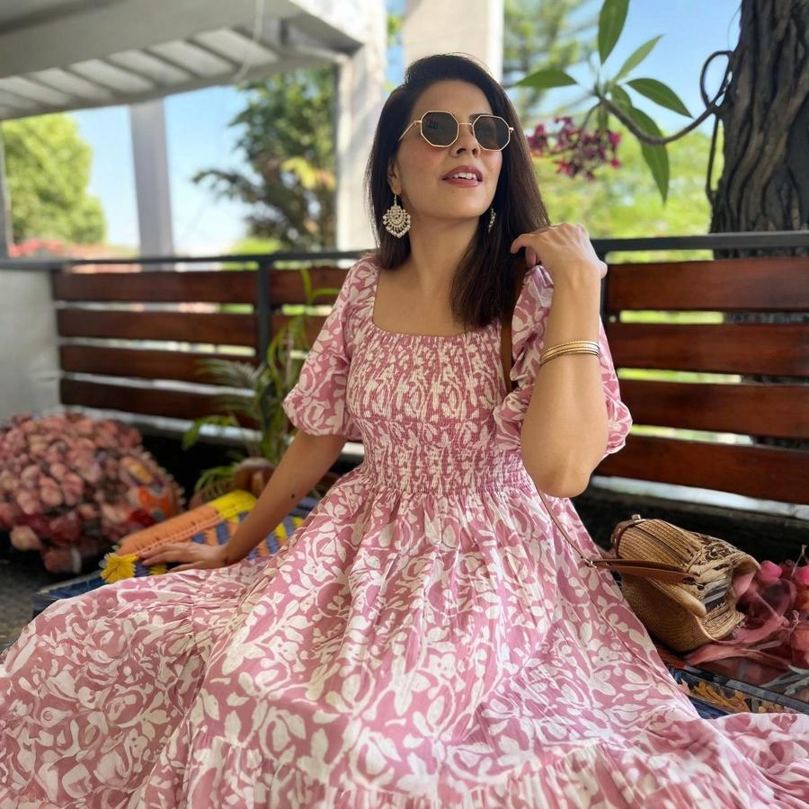 Pink Smocking dreess-4